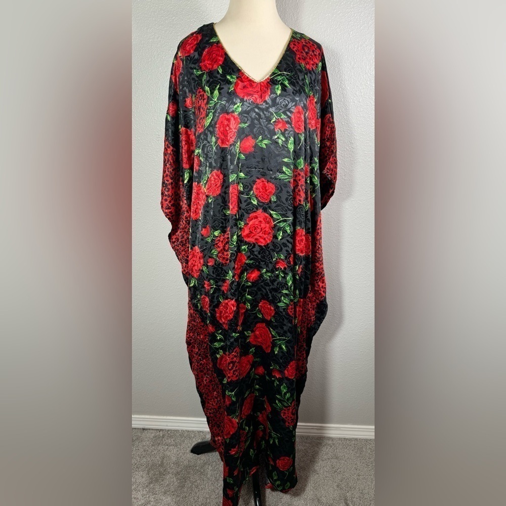 Gold Coast OS Fits Most -Caftan dress NWT  red-black